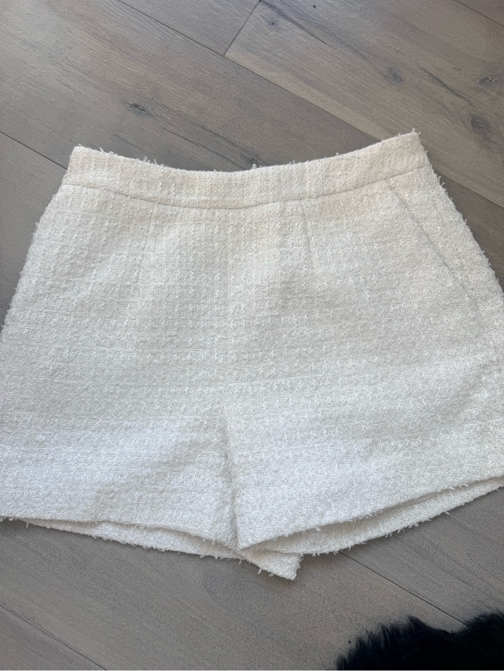 L'AGENCE Off White Bouclé Tailored Shorts